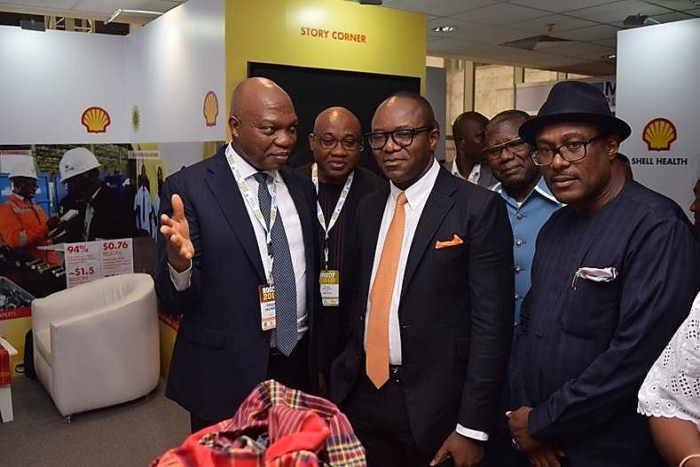 L-R: Managing Director, The Shell Petroleum Development Company of Nigeria Limited (SPDC) and Country Chair, Shell Companies in Nigeria, Mr. Osagie Okunbor; Shell’s External Relations Manager, Mr. Evans Krukrubo; Minister of State for Petroleum Resources, Dr. Ibe Kachikwu;Senior Technical Adviser to Minister on Refinery, Downstream and Infrastructure, Mr. Rabiu Suleiman; and the Executive Secretary, Nigerian Content Development and Monitoring Board, Mr. Simbi Wabote, at the 2nd edition of the Nigerian Oil and Gas Opportunity Fair in Yenagoa, Bayelsa State… last week.