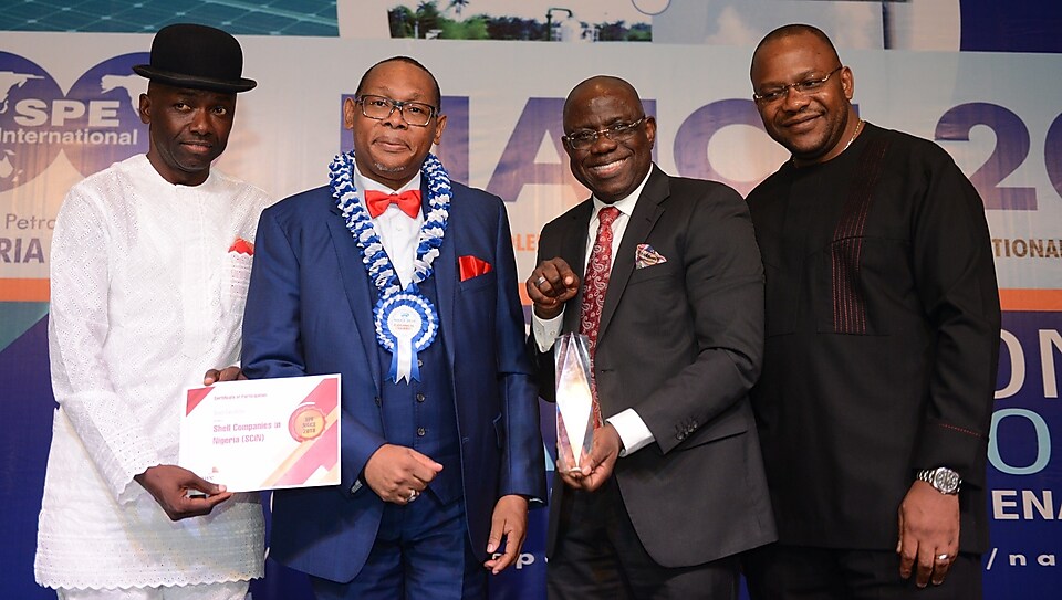 L-R;Lead, Subsurface Shallow Water, Shell Nigeria Exploration and Production Company (SNEPCo), Kefe Amrasa; Outgoing Chairman, Nigeria Council of the Society of Petroleum Engineers, Chikezie Nwozu; Managing Director, Shell Nigeria Exploration and Production Company,Bayo Ojulari and Shell’sVice President, Health,Safety and Environment, Osa Igiehon, at the presentation of The Best Exhibitor Award to Shell at the just-concluded SPE Nigeria annual conference and exhibition in Lagos.